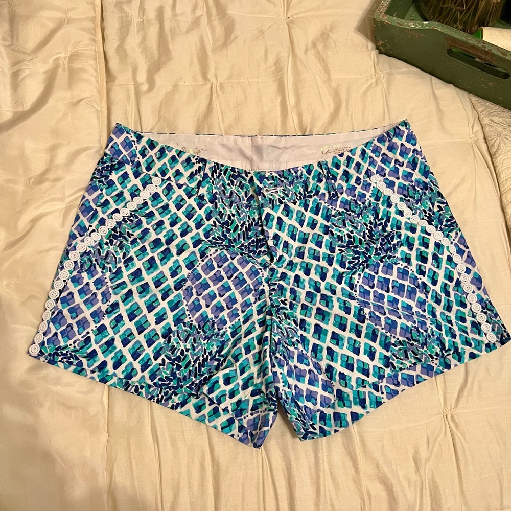 Lilly Pulitzer Callahan Shorts Blue and purple Pineapple Shorts | 12